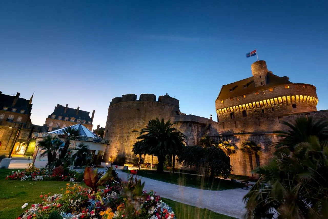 ***  Hotel Des Marins, Saint-Malo Francia